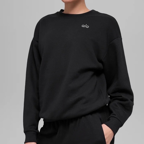 ALO Yoga Jackets & Blazers - ALO Classic Black Crewneck